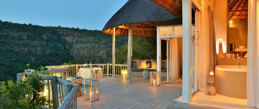 Five star Clifftop Exclusive Safari Hideaway, Limpopo offer for two nights from R 6 025 pps - self drive