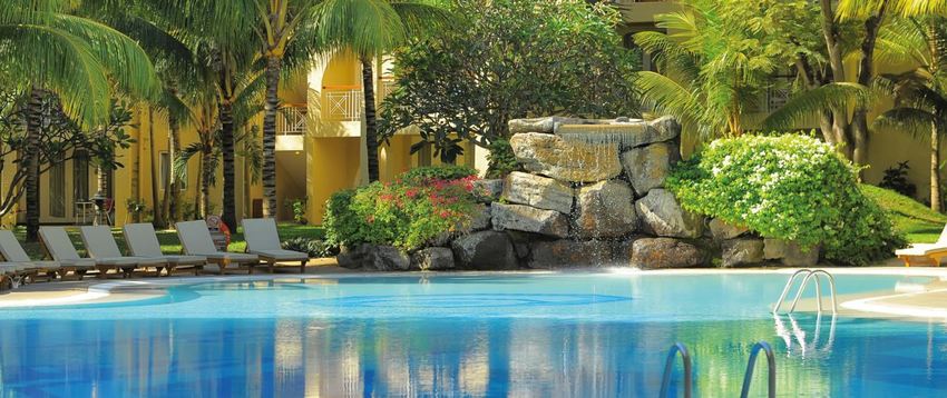 4 Star Canonnier Beachcomber Golf Resort & Spa for 7 nights from R23 290* pps