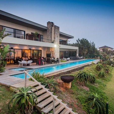 4 Star Canelands Beach Club and Spa, Salt Rock for 2 nights from R3 110* pps - self drive