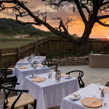 Four star Muluwa Lodge, White River Festive Season for 2 nights from R3 190* pps - self drive