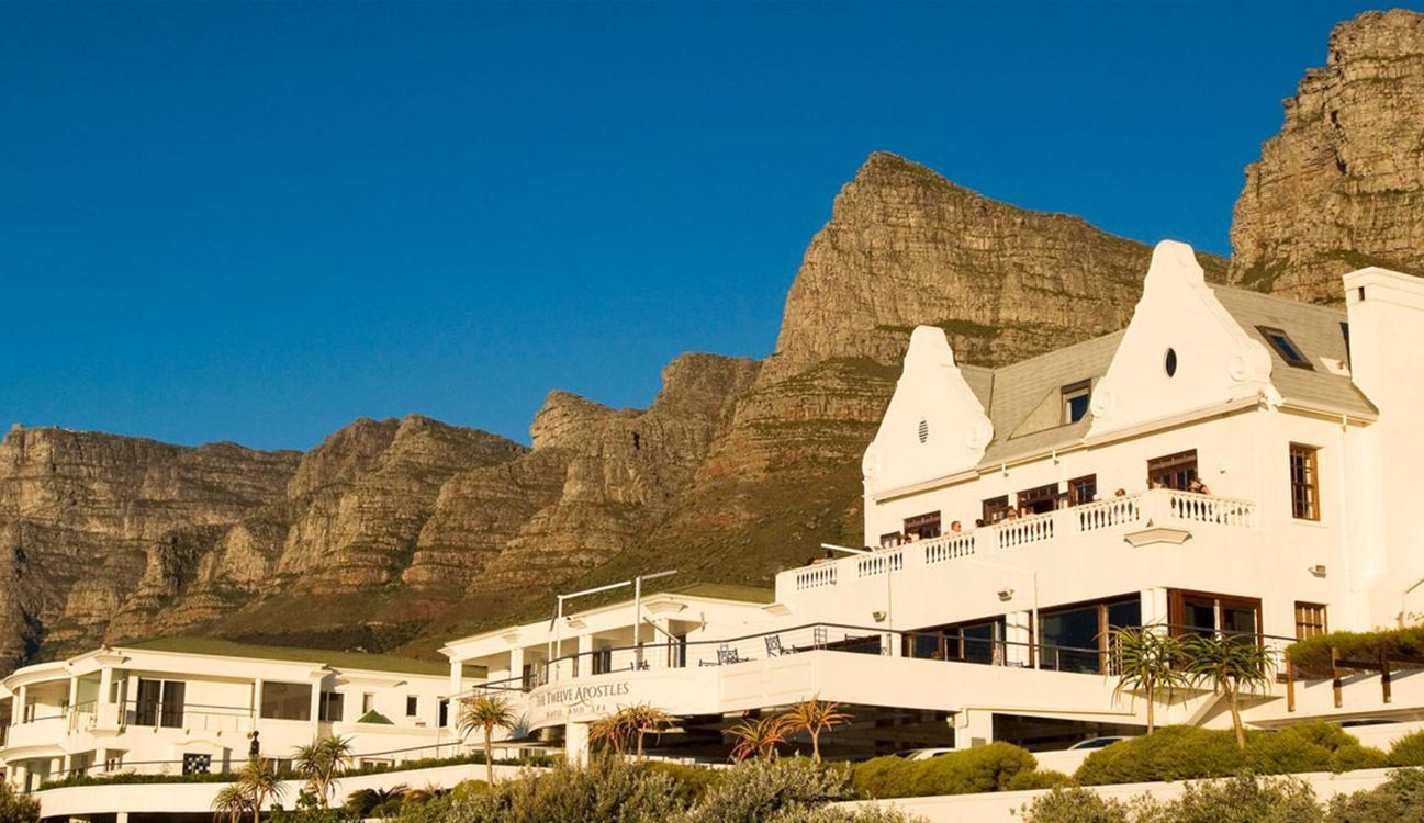 5 Star Twelve Apostles Hotel and Spa - Overnight dinner and a movie from R2 230* pps - self drive
