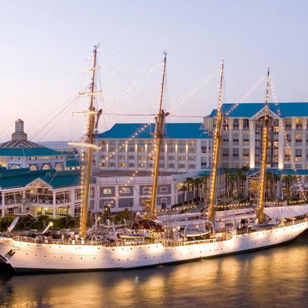 5 star The Table Bay Hotel, V&A Waterfront for 2 nights from R4 970* pps - self drive