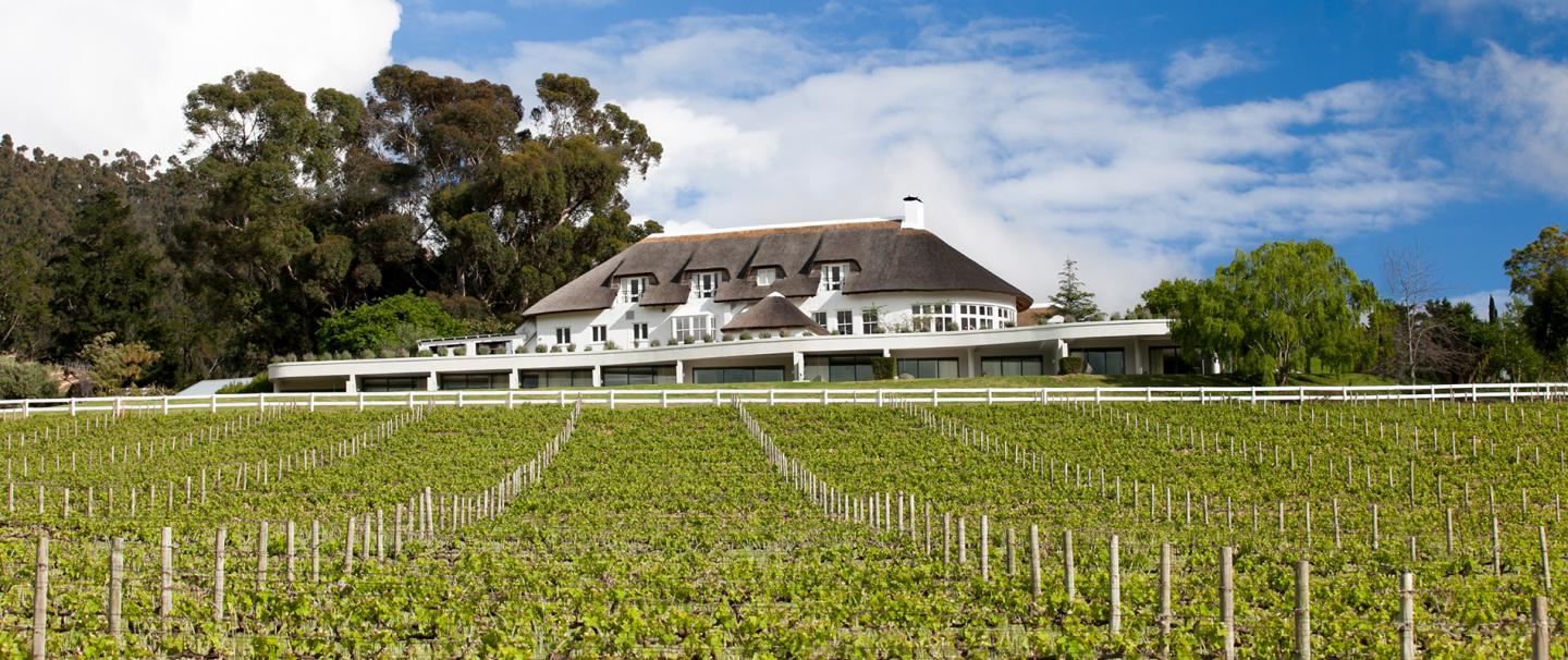 5 Star Mont Rochelle Hotel and Vineyard for 2 nights from R3 500 pps - self drive