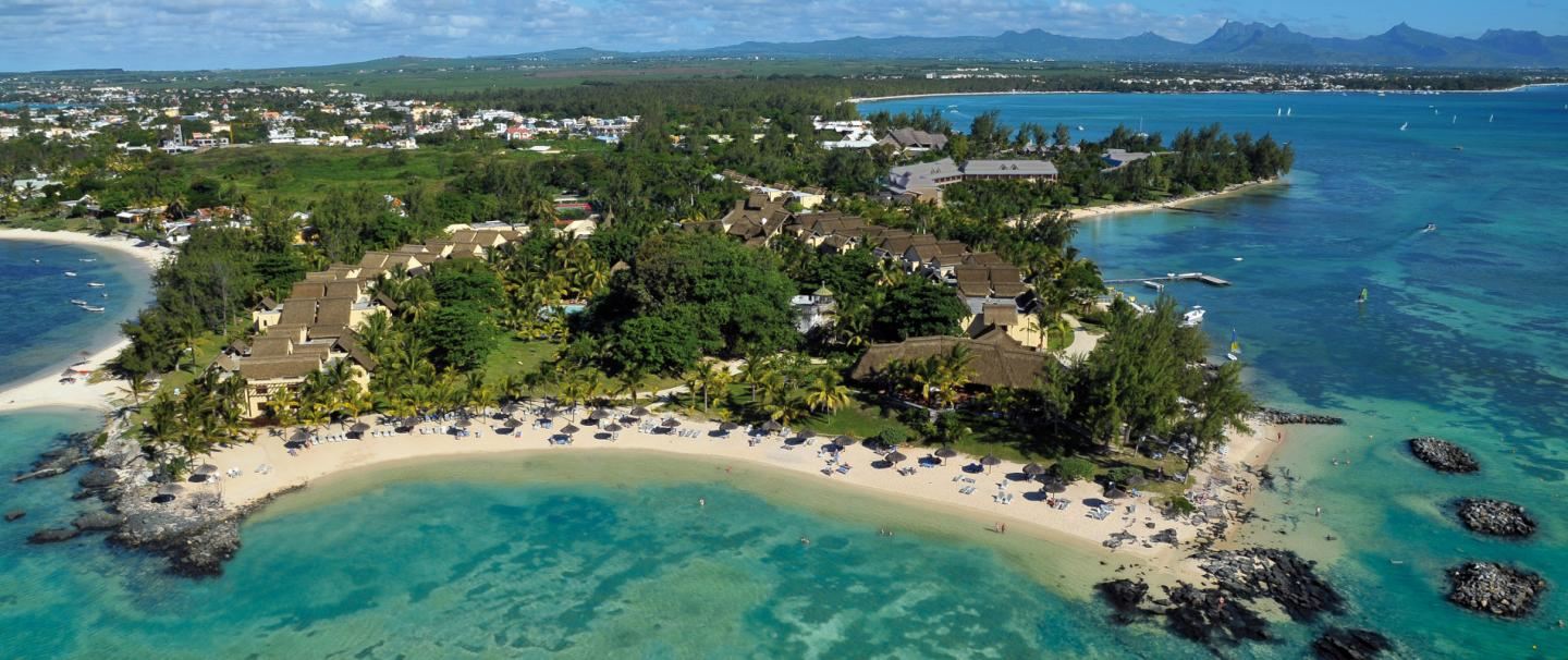4 Star Canonnier Beachcomber Golf Resort and Spa, 5 nights from R18 730 pps