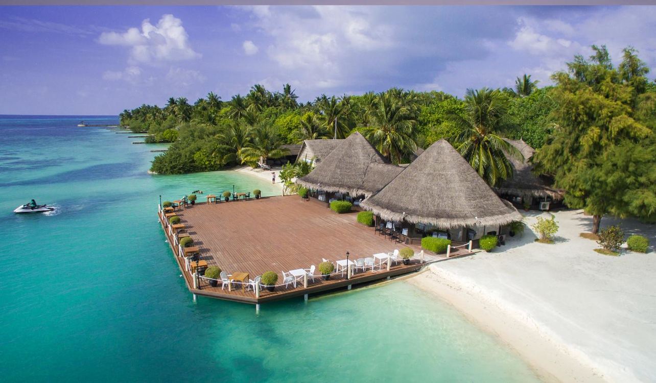 Adaaran Select Hudhuranfushi, 7 nights from R35 500 pps