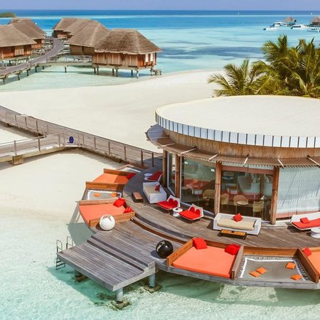 Club Med Kani Maldives, 7 nights from R60 710 pps
