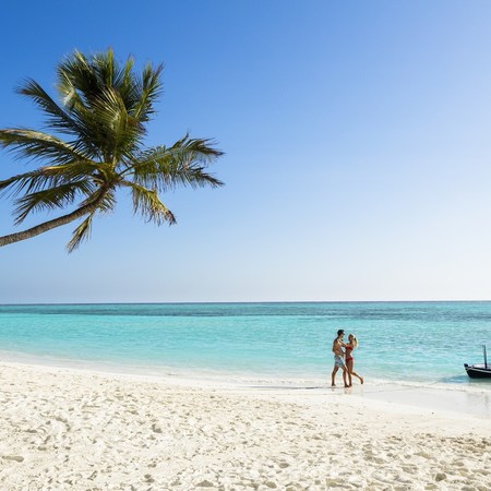 4 Star Meeru Island Resort, Maldives for 7 nights from R23 352* pps