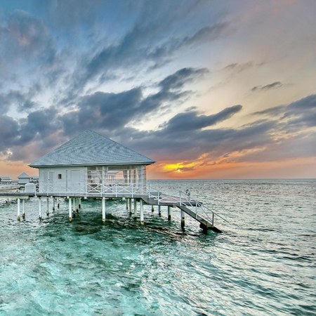 Diamonds Thudufushi Beach & Water Villas