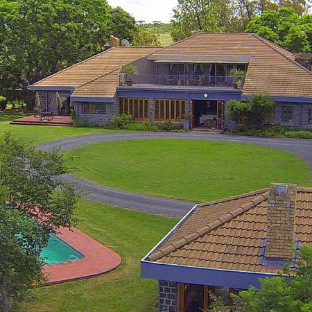 Cheetah Ridge Lodge, 2 nights from R12 215 pps - self drive