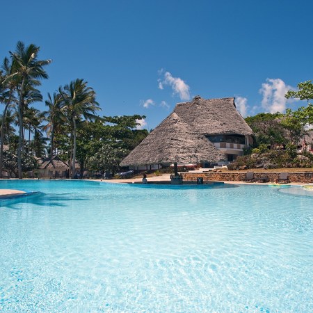 KARAFUU VILLAGE BEACH RESORT - 7 NIGHTS