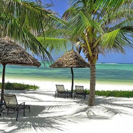 Breezes Beach Club & Spa