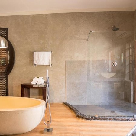Singa Lodge Port Elizabeth Romantic & luxury Getaway