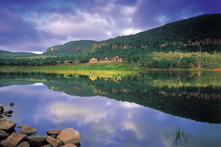 4* Lakeside Lodge - Entabeni Safari Conservancy - Waterberg Package (2 nights)