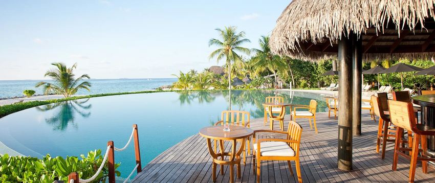 LUX* South Ari Atoll, 5 nights from R49 210 pps
