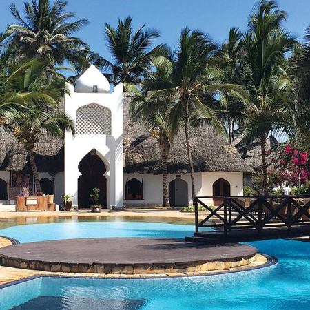 Sultan Sands Resort, 5 nights from R20 970 pps