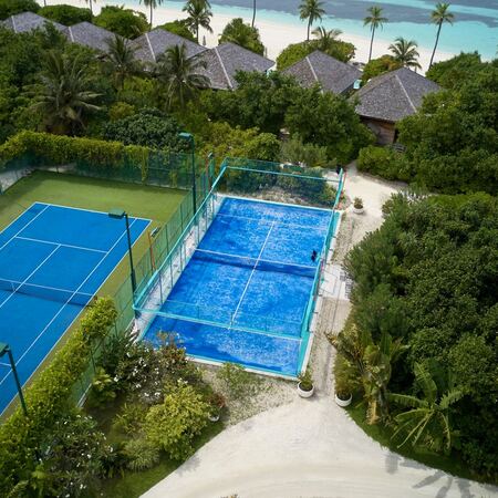 HURAWALHI - 7 Night holiday on the luxury 5 star Hurawalhi Island Resort & Spa