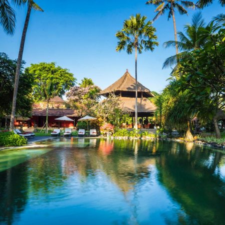 Segara Village Hotel, 7 nights from R31 400 pps