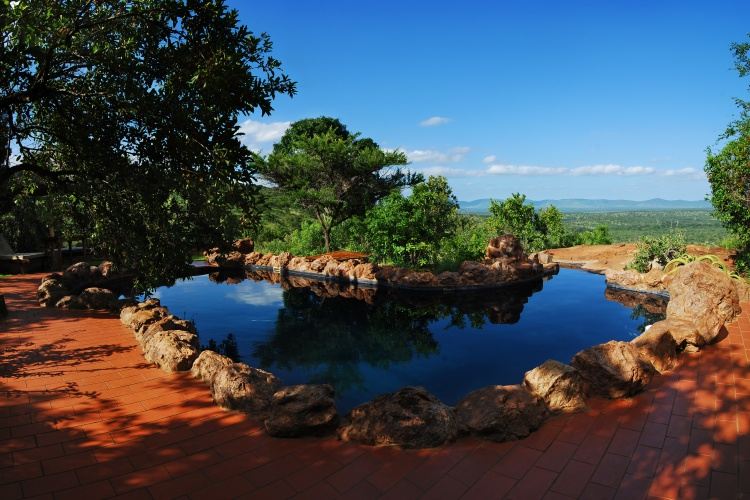5* Leopard Mountain Game Lodge - Near Hluhluwe Package (2 Nights)