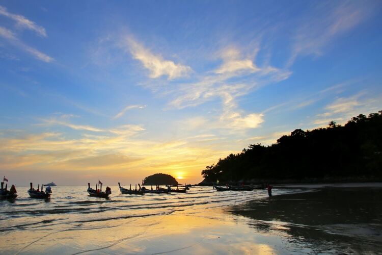 4* Centara Kata Resort Phuket - Thailand Package (7 nights) 