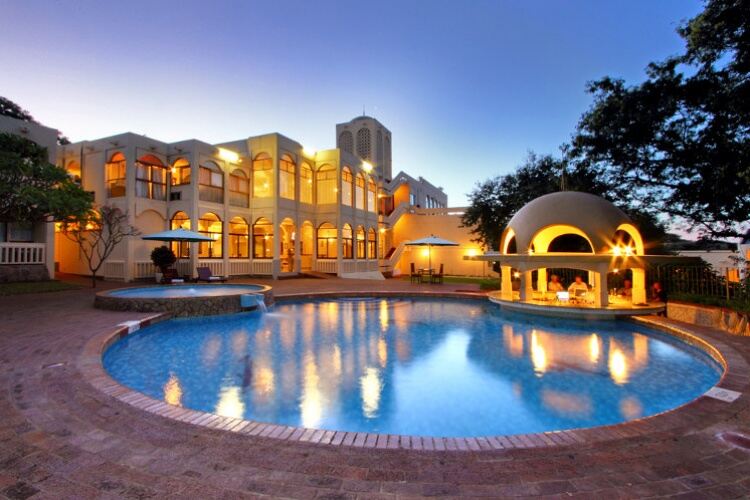3* Victoria Falls Rainbow Hotel - Victoria Falls Package  (3 Nights)