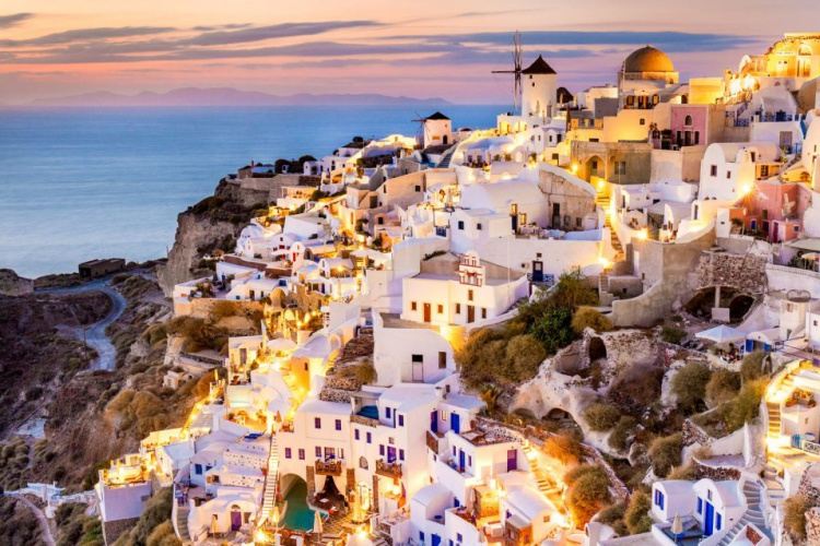 4* Greece Island Hopping - Athens - Mykonos - Santorini (6 Nights)