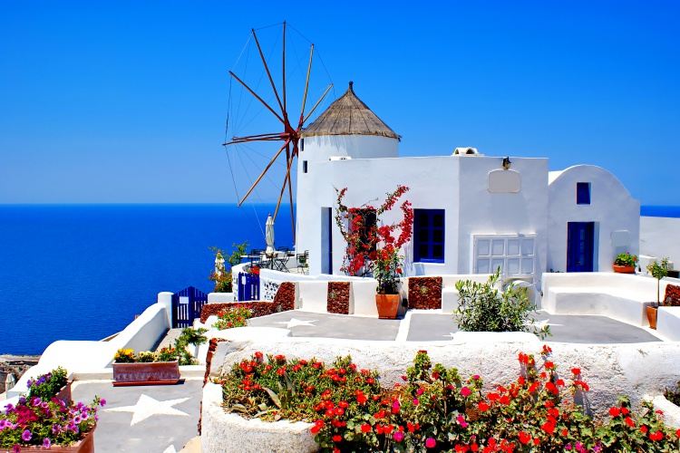 3* Greece Island Hopping - Athens - Mykonos - Santorini (6 Nights)