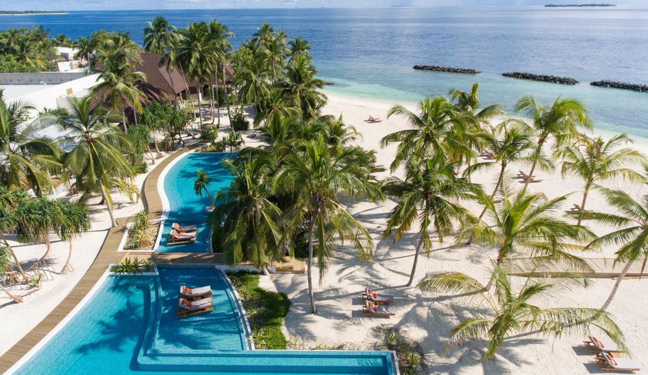 Five star Dhigali Island Maldives, 7 nights from R55 045 pps