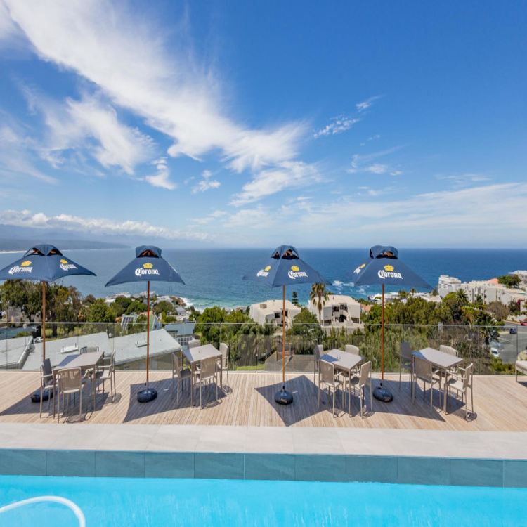Plett Quater Hotel, 2 nights from R7 540 pps - self drive