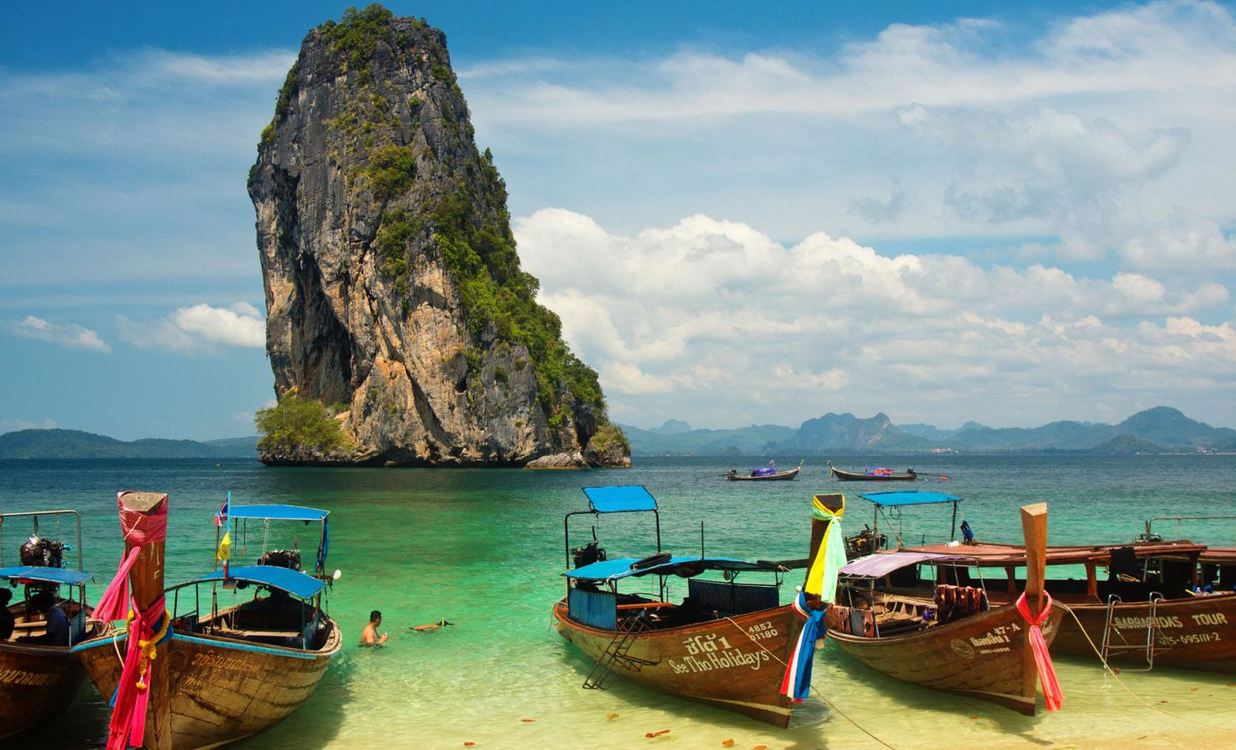 Chada Thai Village Resort, 7 nights from R21 490 pps