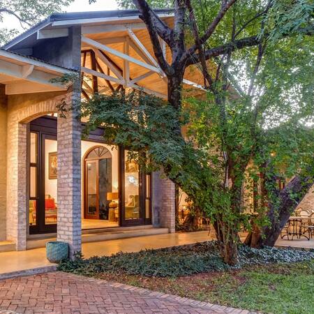 Mbano Manor Victoria Falls by Mantis, 3 nights from R19 515 pps