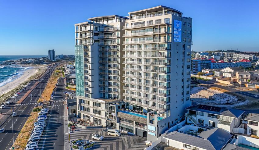 Blaauwberg Beach Hotel, 2 nights from R2 920 pps