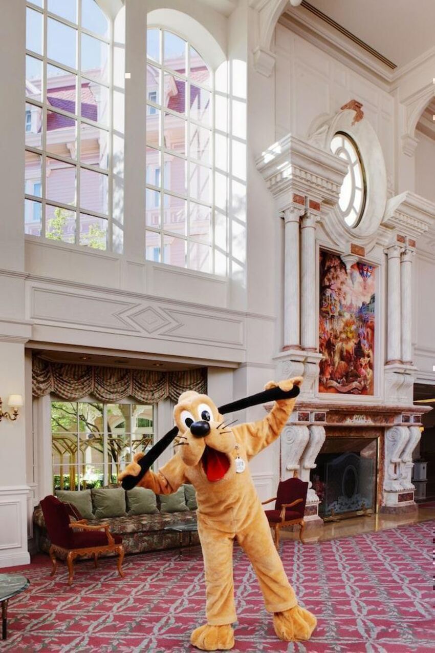 Paris and Disneyland Hotel Experience - France Family Package (5 Nights)