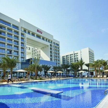 4* RIU Dubai Package (5 Nights)