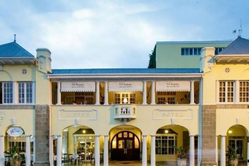 4* Queens Hotel by BON - Oudtshoorn Package ( 2 Nights)