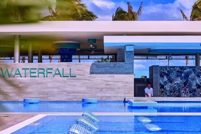 4*Plus Riu Palace Mauritius  (Adults Only) Mauritius Package (6 nights)