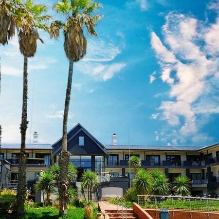 4* Emerald Resort Hotel - Vaal Package (2 Nights)
