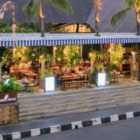 4* The 101 Bali Oasis Sanur - Bali  Package (7 Nights)