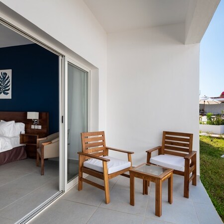 NUNGWI DREAMS BY MANTIS- 5 Night holiday at Nungwi Dreams