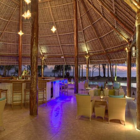 BLUEBAY BEACH RESORT & SPA - 5 nights at Bluebay