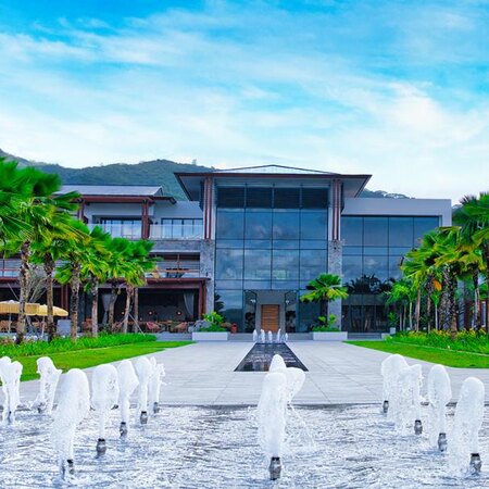 Canopy by Hilton Seychelles Resort, 7 nights from R36 180 pps