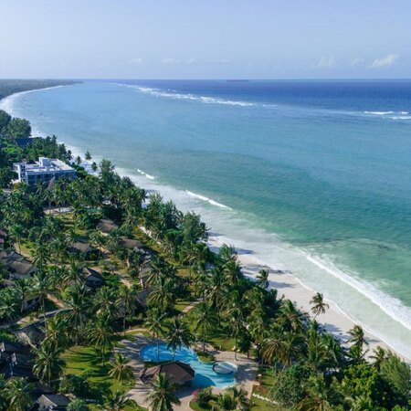 4* Palumbo Mnemba View Resort - Zanzibar Package (7 Nights)