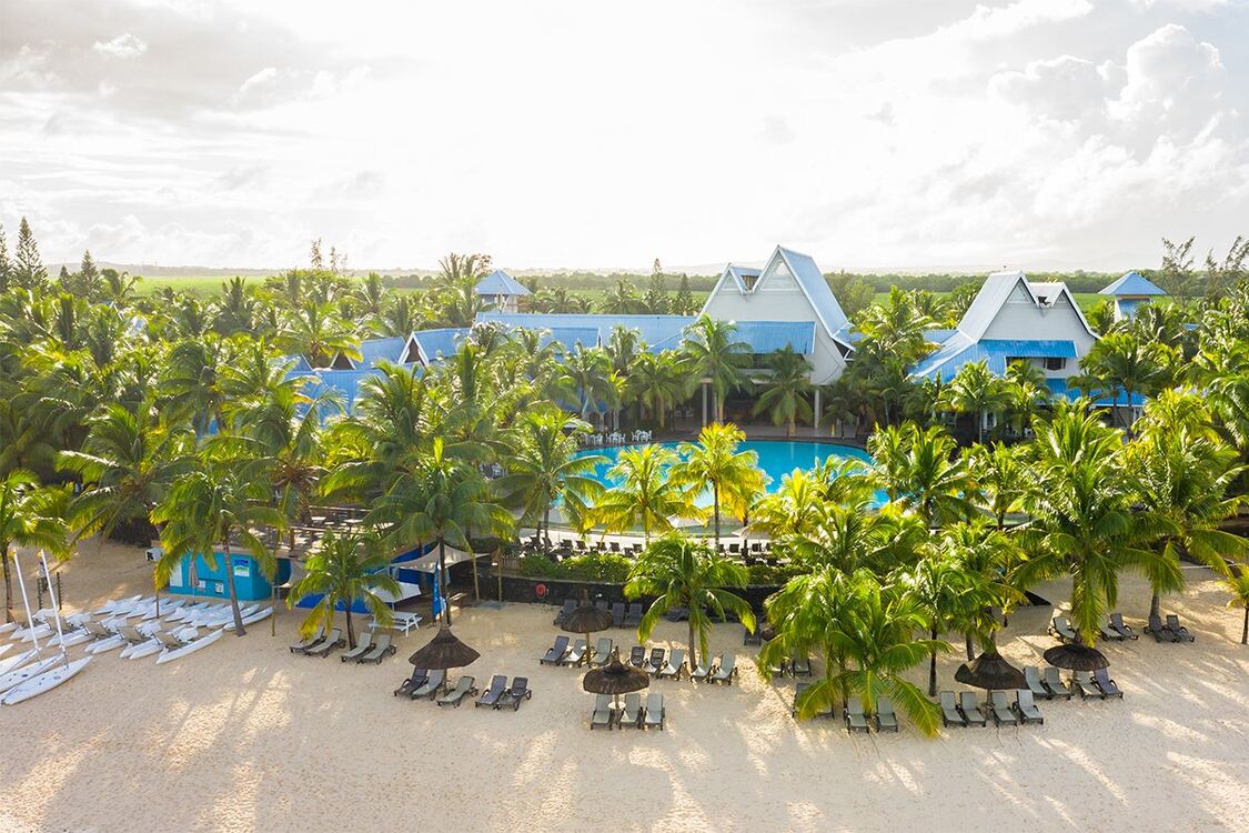 Victoria Beachcomber Resort & Spa - 4 star superior