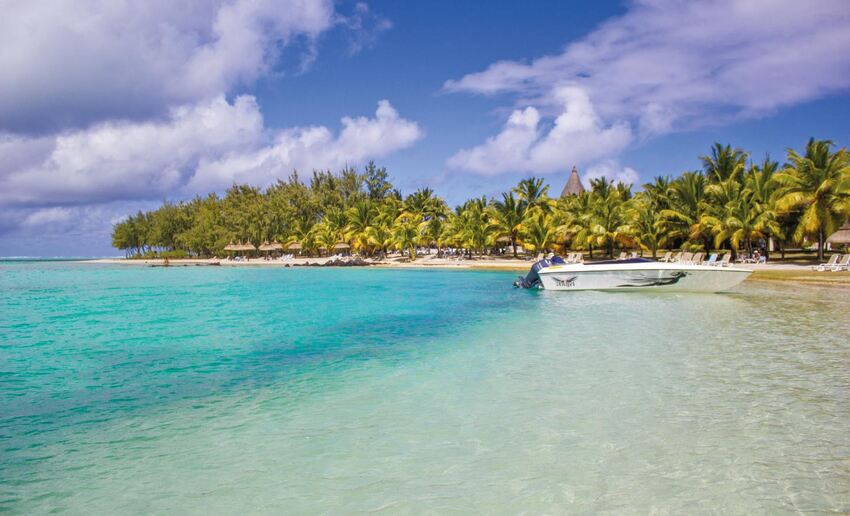 Shandrani Beachcomber Resort & Spa, 7 nights from R37 080 pps