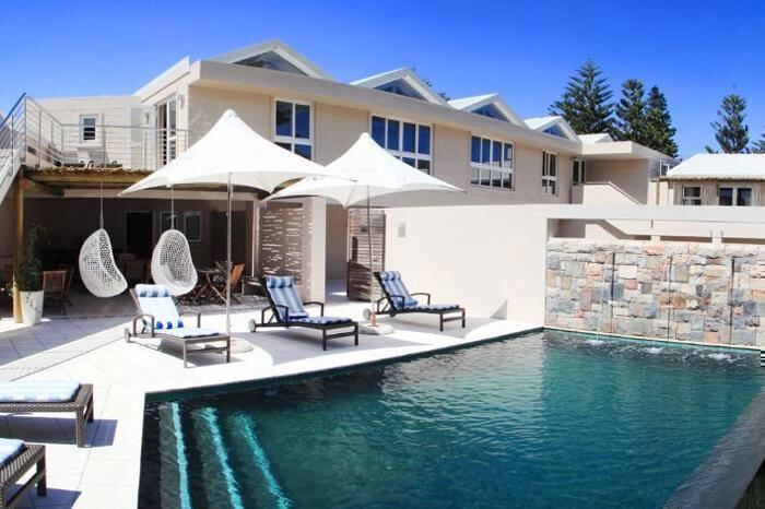 4* Abalone Guest Lodge - Hermanus Holiday Package (3 Nights)