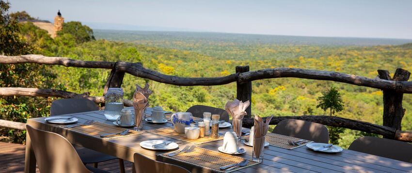 Ant's Hill Safari Lodge, 2 nights from R7 400 pps - self drive
