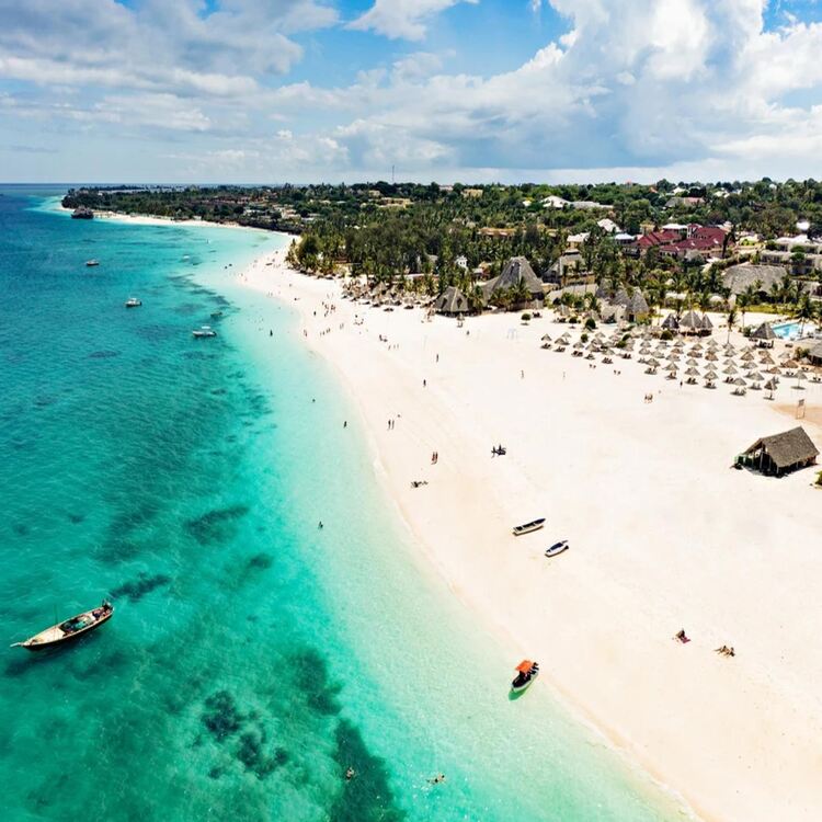 Gold Zanzibar Beach House & Spa, 7 nights from R29 305 pps