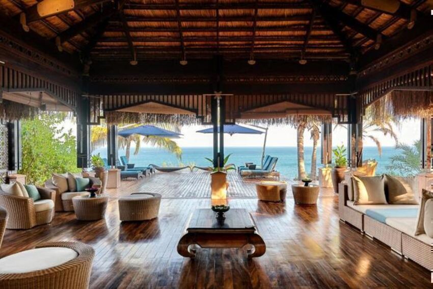 5* Anantara Bazaruto Island Resort - Mozambique Festive Package (5 Nights)