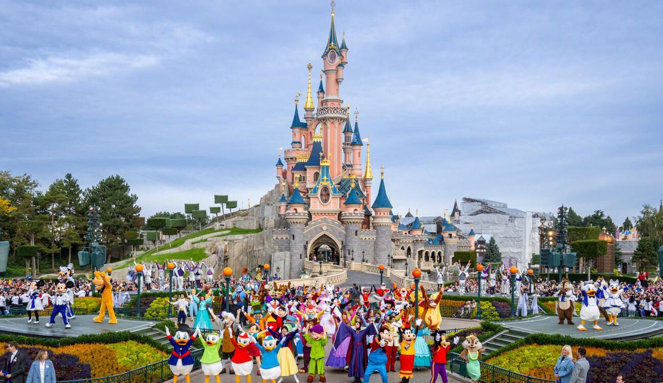 Paris and Disney Hotel Cheyenne, 5 nights from R19 840 pps
