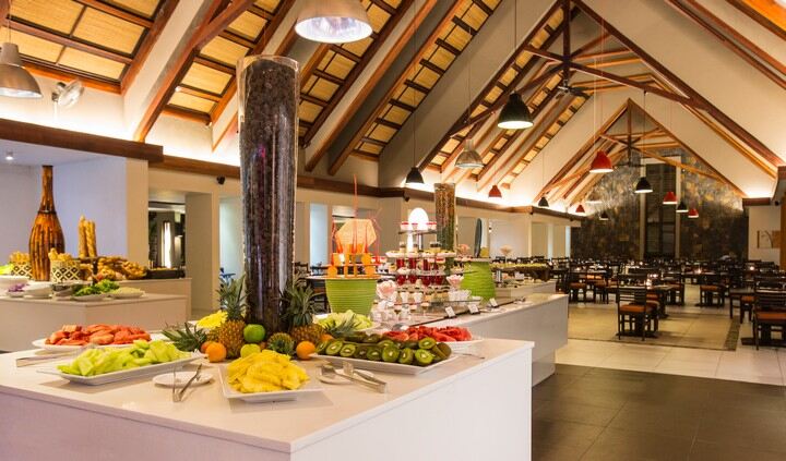 CRYSTALS BEACH RESORT - 5 Night holiday at Crystals Beach Resort