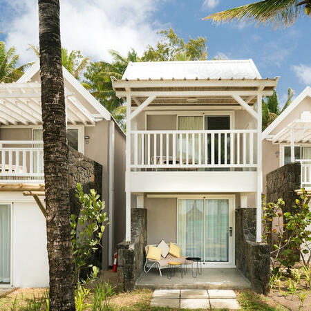 TROPICAL ATTITUDE - 5 Night holiday at Tropical Attitude